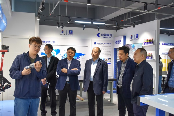 参观开云网页版_开云（中国总部维亚适展厅.JPG